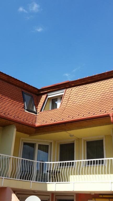 Boglarka Apartman Hajduszoboszlo Luaran gambar