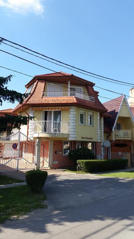 Boglarka Apartman Hajduszoboszlo Luaran gambar
